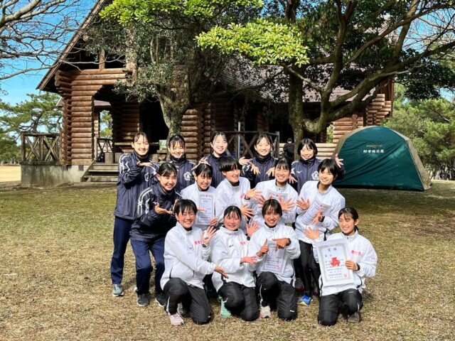 2024.2.6
鹿児島県新人駅伝🎽
新チームがスタート!
ここから、それぞれがステップアップしていこう🌷
"楽しかった!!"
って思える瞬間が来るように、直向きに、コツコツと!🐢
今年もここで一区切り。
あっという間に1年が終わりました🌱
来年はどんな1年になるのでしょう!!!🥰
頑張るみんなを応援します📣✨
===========================
👇その他の投稿はコチラ
@rin_ladies
✦鍼灸マッサージ院 凜✦
鹿児島市薬師2丁目10番13号
090-7536-7440
#鹿児島市
#鍼灸
#マッサージ
#女性鍼灸師
#アスリートサポート
#陸上
#駅伝
#高校駅伝
===========================